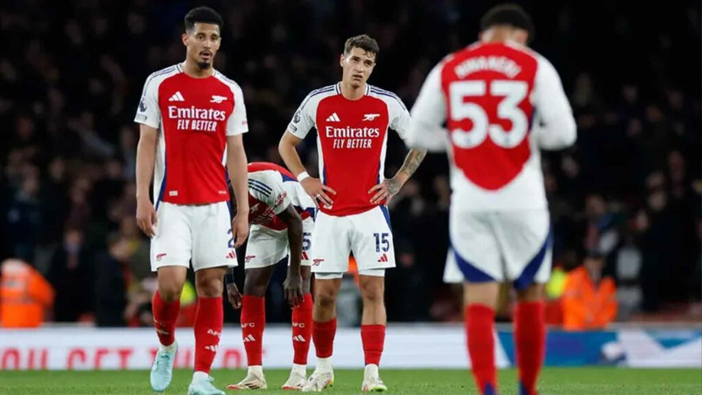 تعادل أرسنال مع كريستال بالاس يقرّب ليفربول من لقب الدوري الإنجليزي ليفربول على أعتاب اللقب