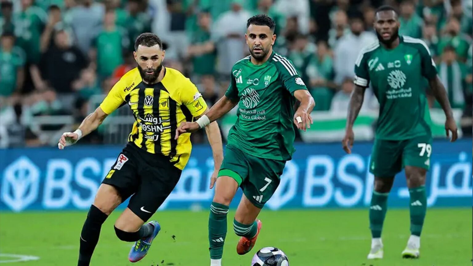 بنزيمة ينقذ الاتحاد