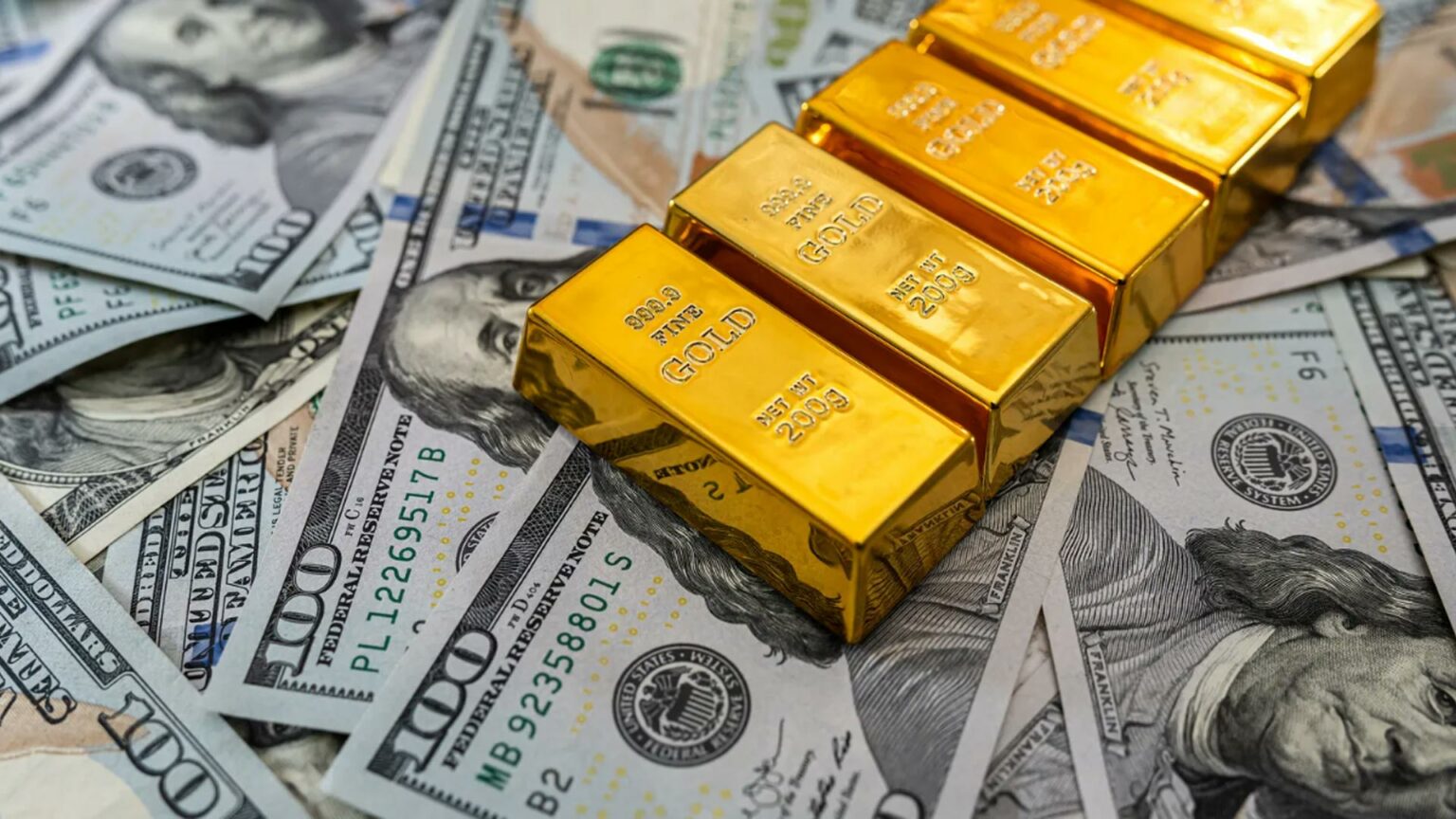 تراجع أسعار الذهب وسط صعود الدولار