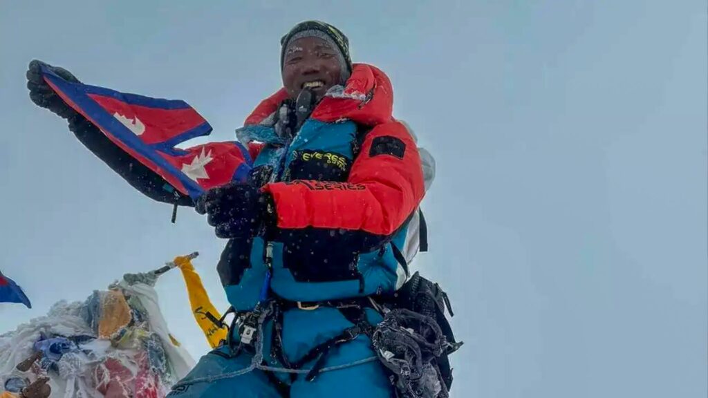 تسلق جبل إيفرست