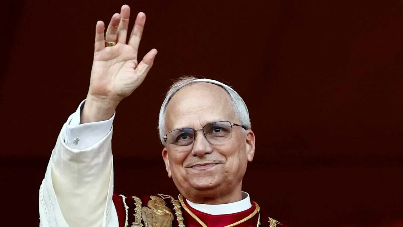 البابا الجديد روبرت بريفوست