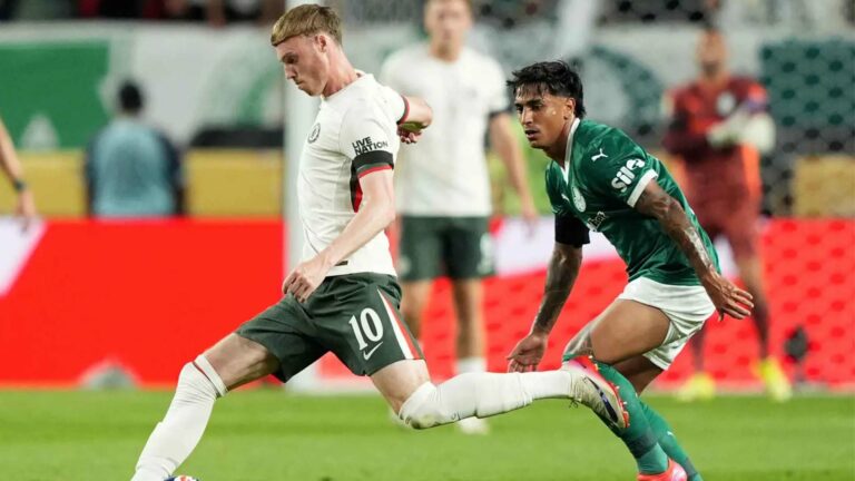 تشيلسي يُقصي بالميراس ويتأهل لمواجهة فلومينينسي في نصف نهائي كأس العالم للأندية 2025 تشيلسي ضد بالميراس