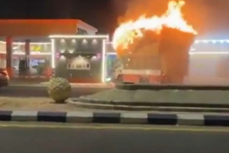 شاب سعودي ينقذ محطة وقود