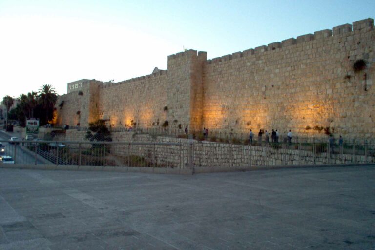 أسوار القدس القديمة
