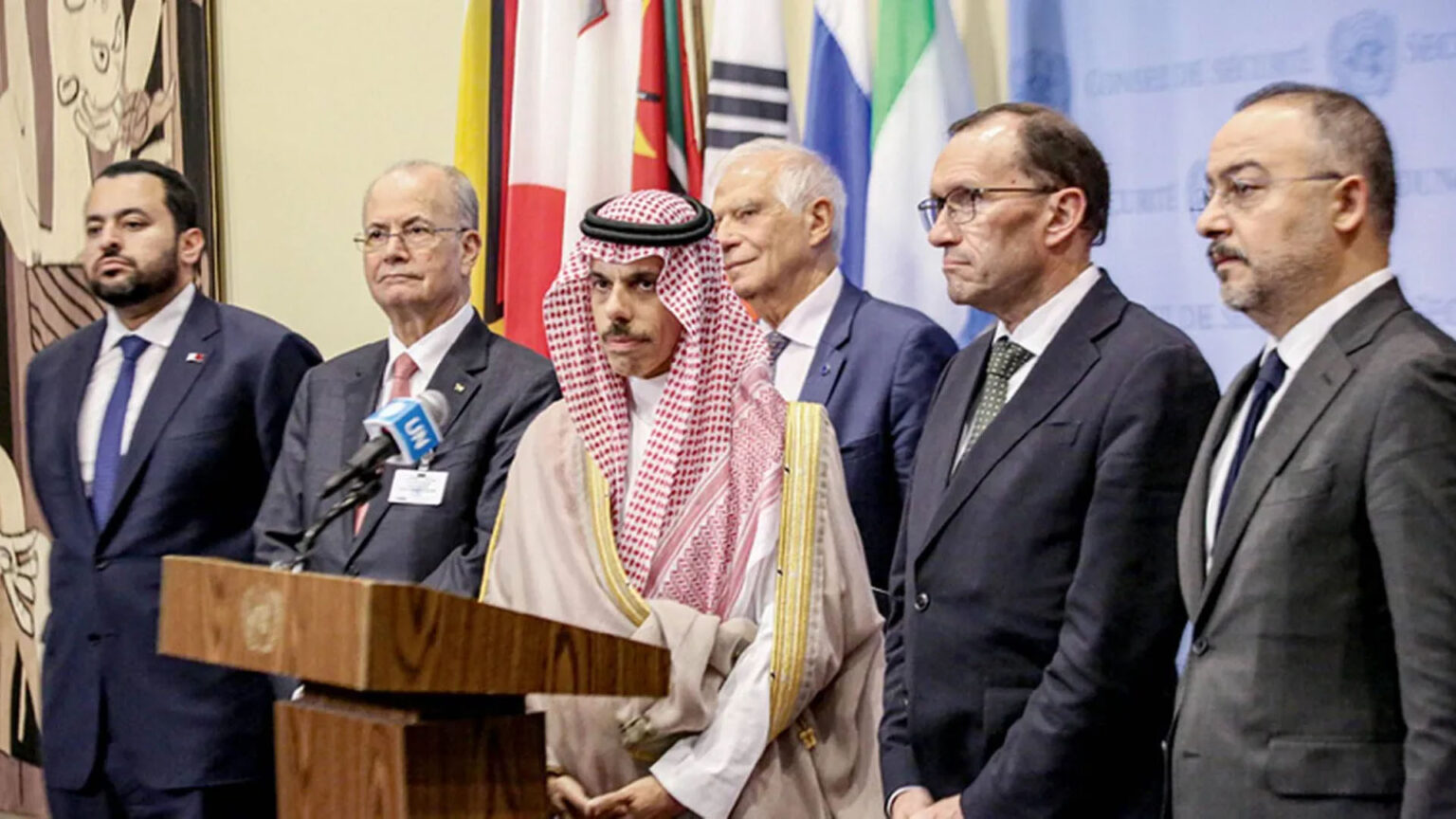 السعودية تطلق تحالفًا دوليًا لدعم فلسطين