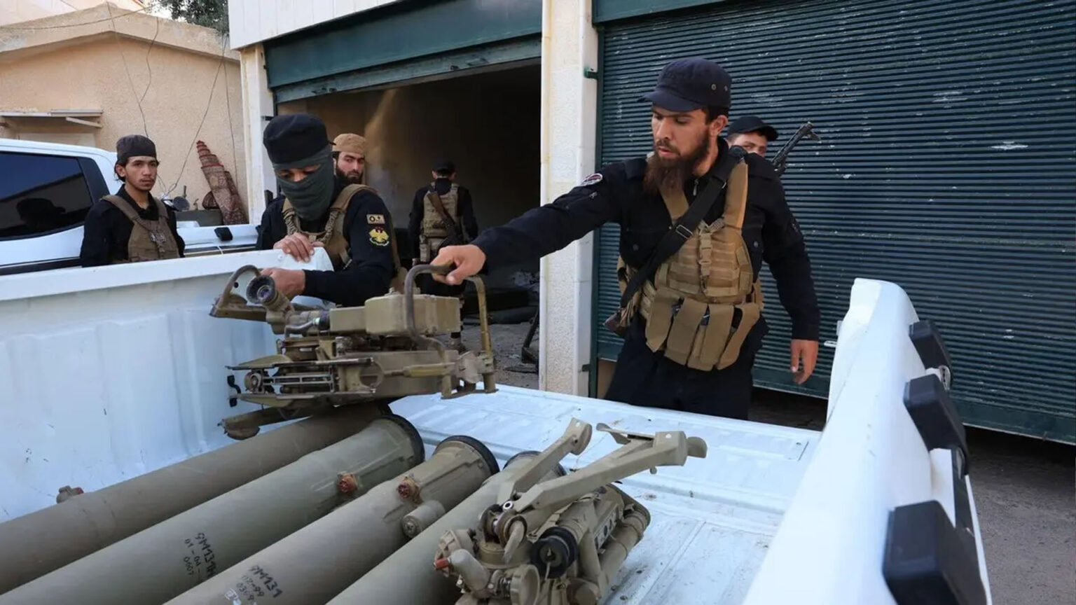 سوريا تعلن ضبط خلية تابعة لحزب الله بريف دمشق