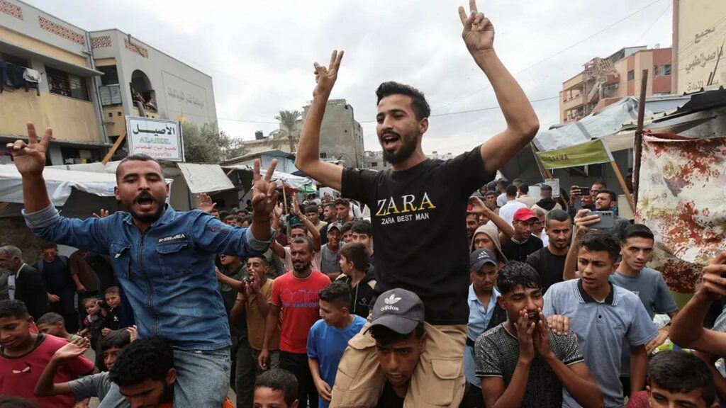 احفالات الغزيين في القطاع