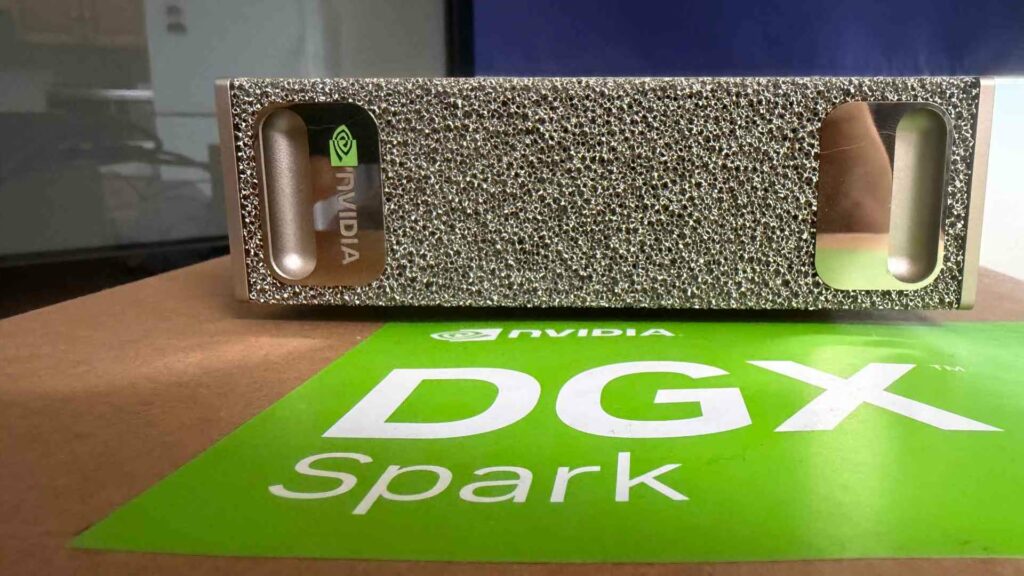 مواصفات ومميزات حاسوب NVIDIA DGX Spark الخارق للذكاء الاصطناعي NVIDIA DGX Spark