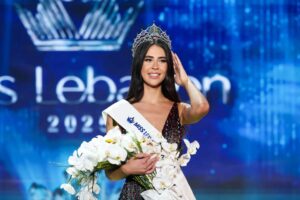 تتويج بيرلا حرب بلقب ملكة لجمال لبنان لعام 2025 في حفل أقيم مساء السبت