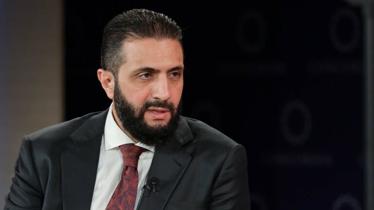 الرئيس السوري أحمد الشرع