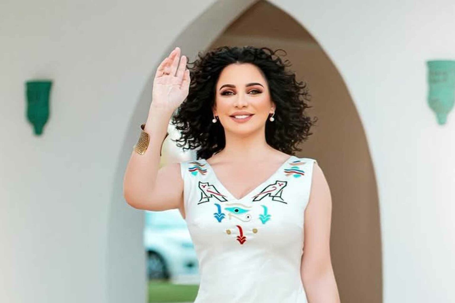 سلاف فواخرجي تعود للواجهة وتردّ على موجة الشتائم بعد تصدّرها الترند سلاف فواخرجي