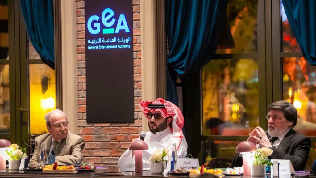 تركي آل الشيخ يجمع "أساطير الفن السوري" في الرياض