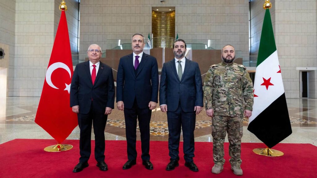 سوريا تتهم قسد بالمماطلة.. وتركيا تشكك في نية الأكراد بالاندماج