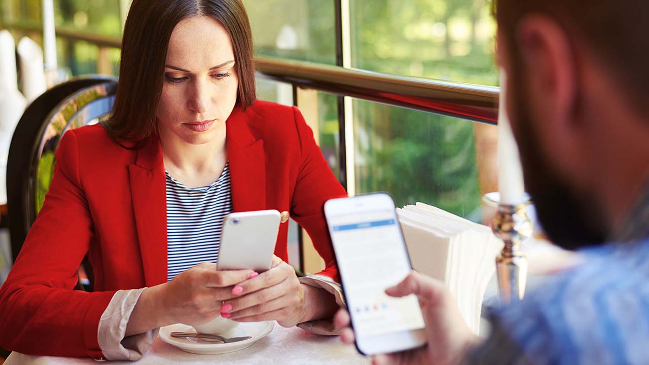 إدمان الهواتف الذكية وعلاجه