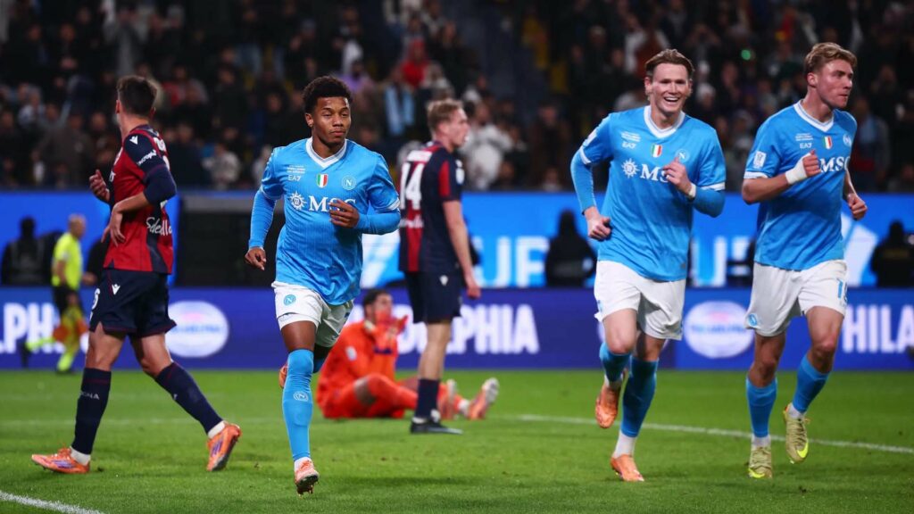 نابولي بطلًا لكأس السوبر الإيطالي بثنائية في شباك بولونيا نابولي بطل السوبر الإيطالي