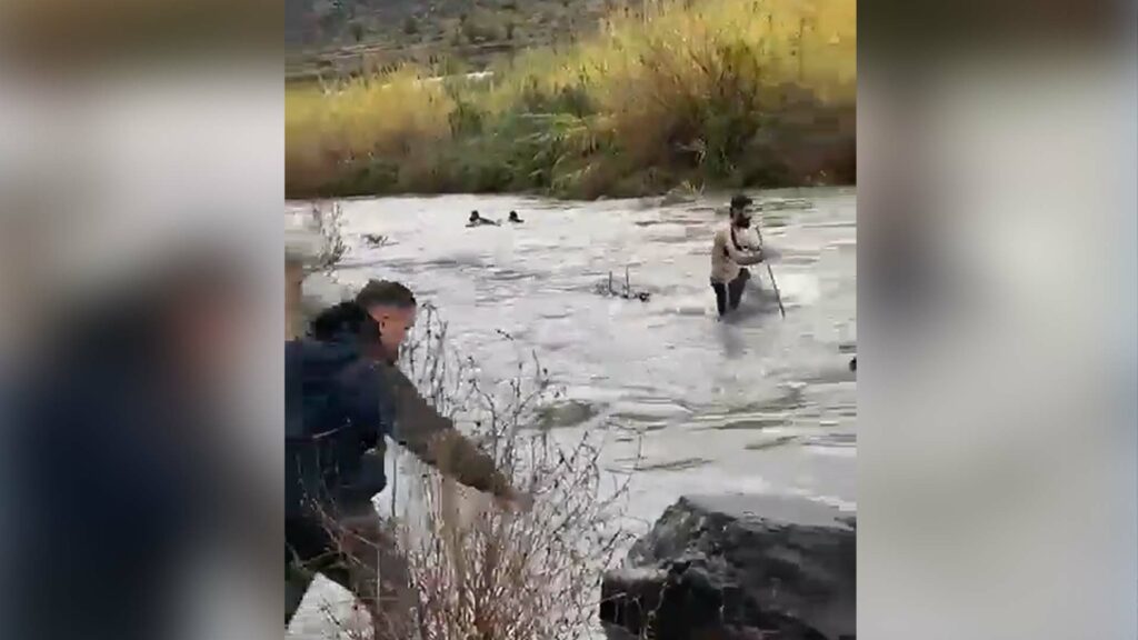 غرق سوريين على الحدود