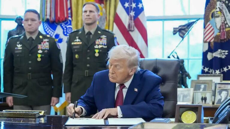 الرئيس الأميركي دونالد ترامب يصنف الأفيون الصناعي الفنتانيل رسمياً كسلاح دمار شامل