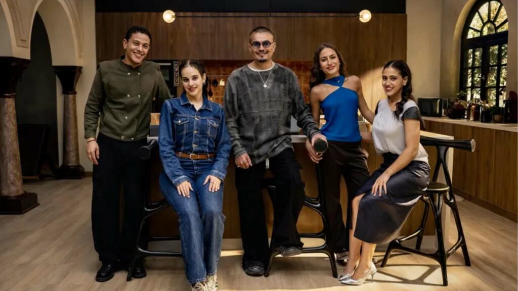 عمرو دياب في رمضان مع جميع أبنائه