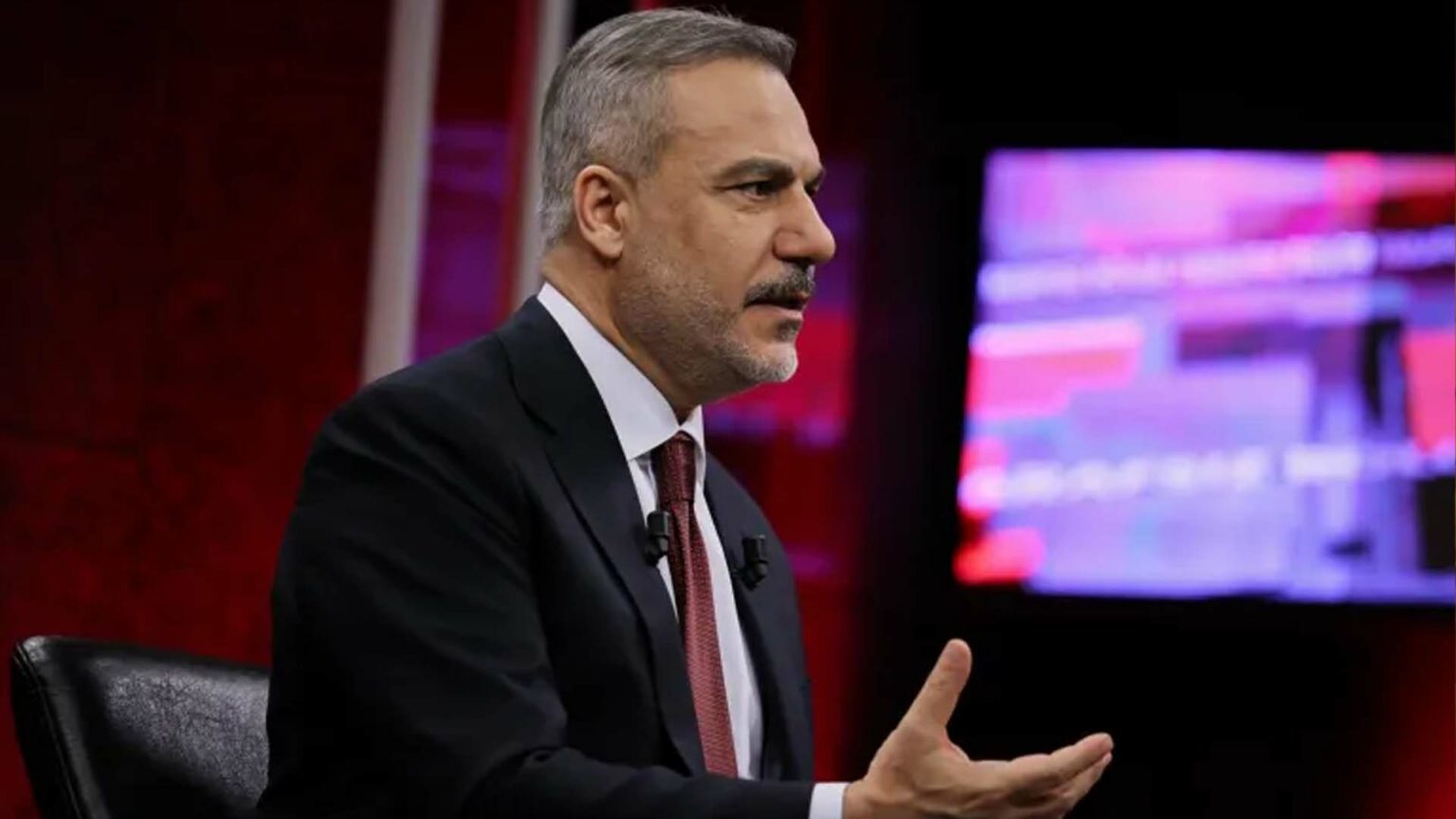 هاكان فيدان: هل تضطر تركيا لامتلاك أسلحة نووية لإنهاء "الظلم العالمي"؟