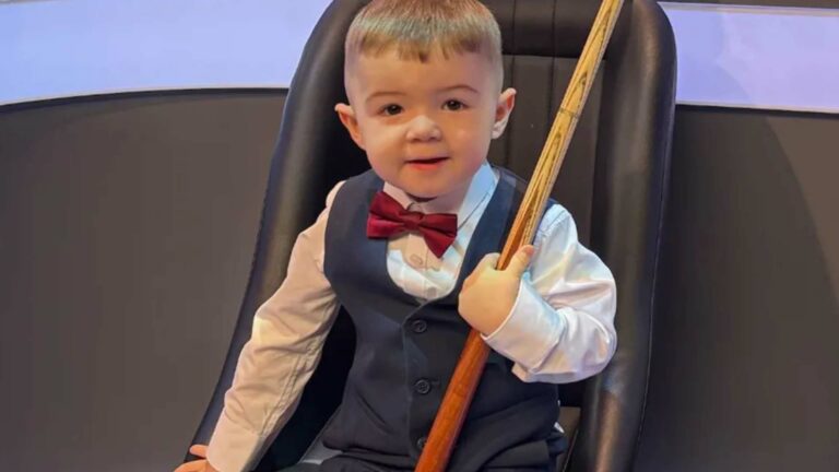 جود أوينز.. يدخل غينيس بمهارة سنوكر خارقة