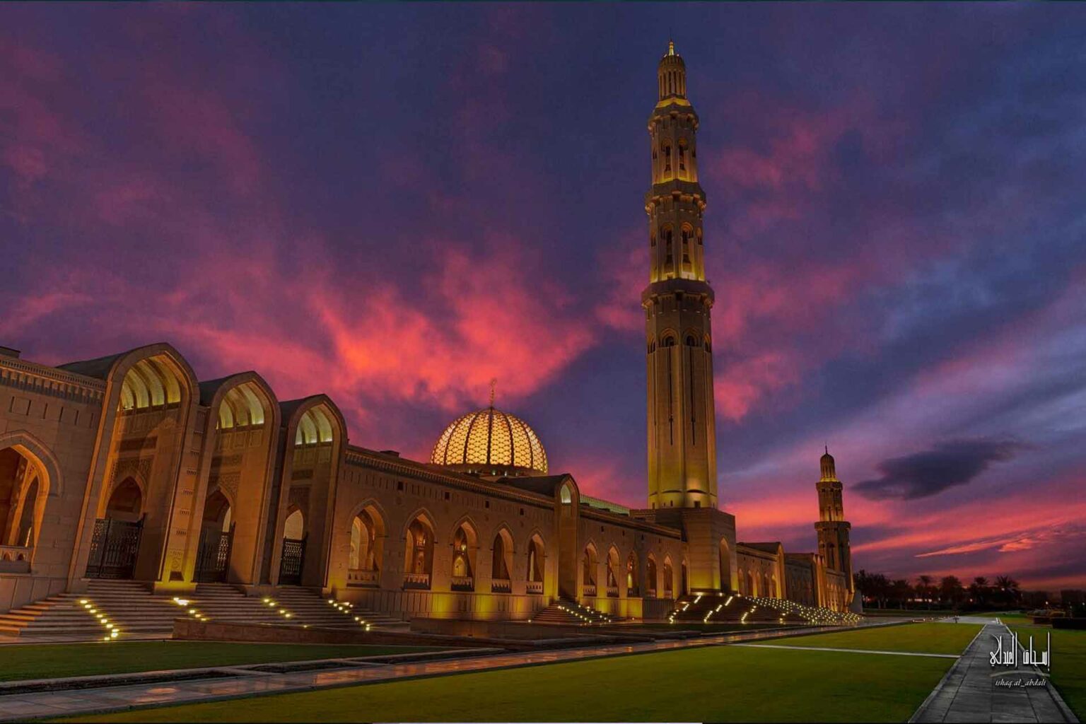 تركيا وسلطنة عمان وسنغافورة تعلن موعد أول أيام رمضان 2026 رسمياً جامع السلطان قابوس الأكبر في وقت الغروب