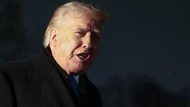 ترمب: مفاوضات واشنطن وطهران تتقدم وسط تحشيد عسكري وعقوبات