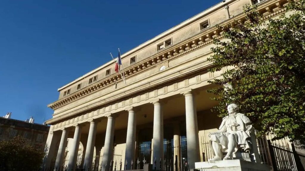 محكمة إكس إن بروفانس الفرنسية