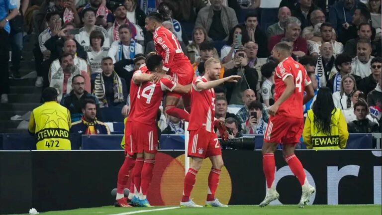 فوز بايرن ميونخ على ريال مدريد 2-1 في معقل البرنابيو فوز بايرن ميونخ على ريال مدريد