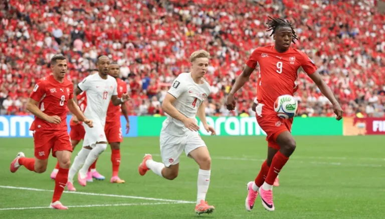 سويسرا تهزم كندا وتؤكد صدارة المجموعة في كأس العالم 2026 ملخص مباراة سويسرا وكندا (2-1) كأس العالم