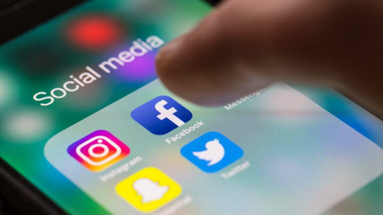تطبيقات تستنزف باقة الإنترنت في هاتفك دون أن تشعر