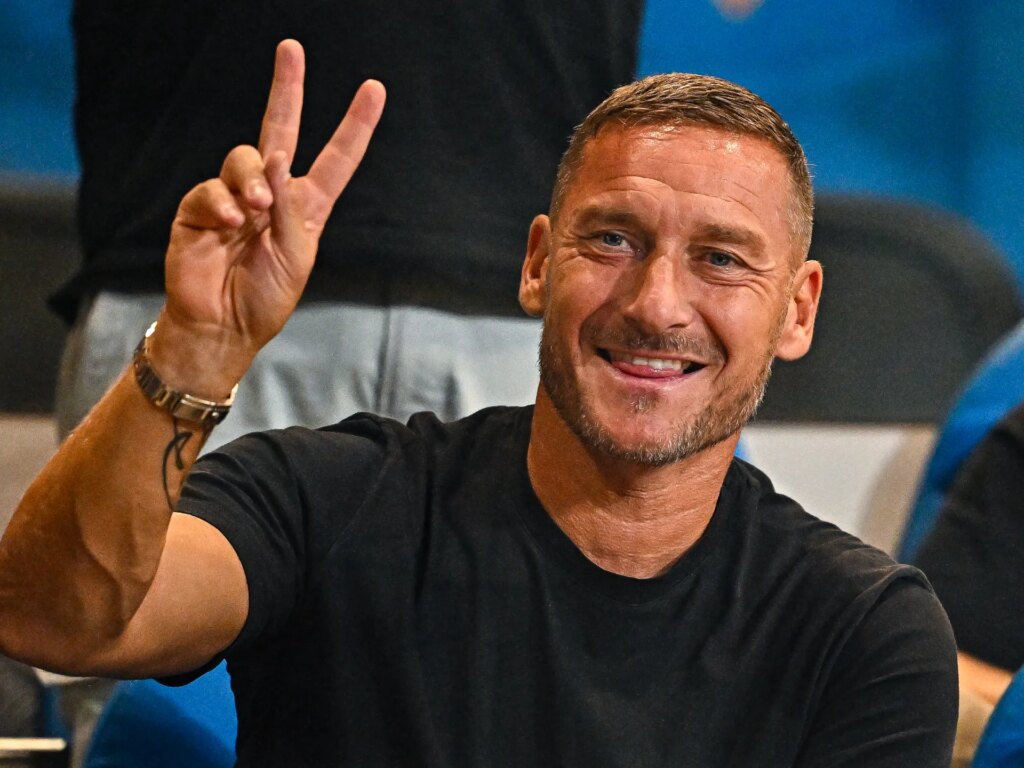 لماذا رفض فرانشيسكو توتي العودة للملاعب في سن الـ48؟