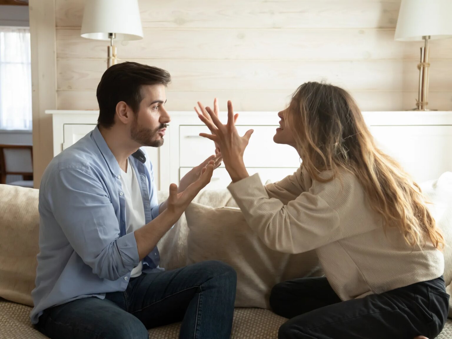 صفات لا يفضلها الرجل في شريكة الحياة: ما الذي يصنع استقرار الزواج؟