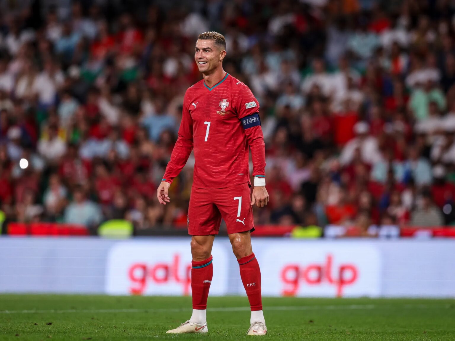 كيف نجا كريستيانو رونالدو من عقوبة إيقاف طويلة مع منتخب البرتغال؟